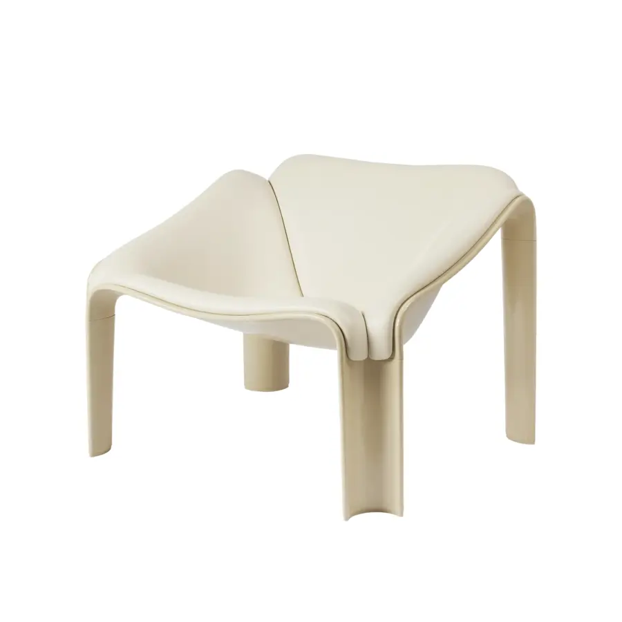 F300 Lounge Chair